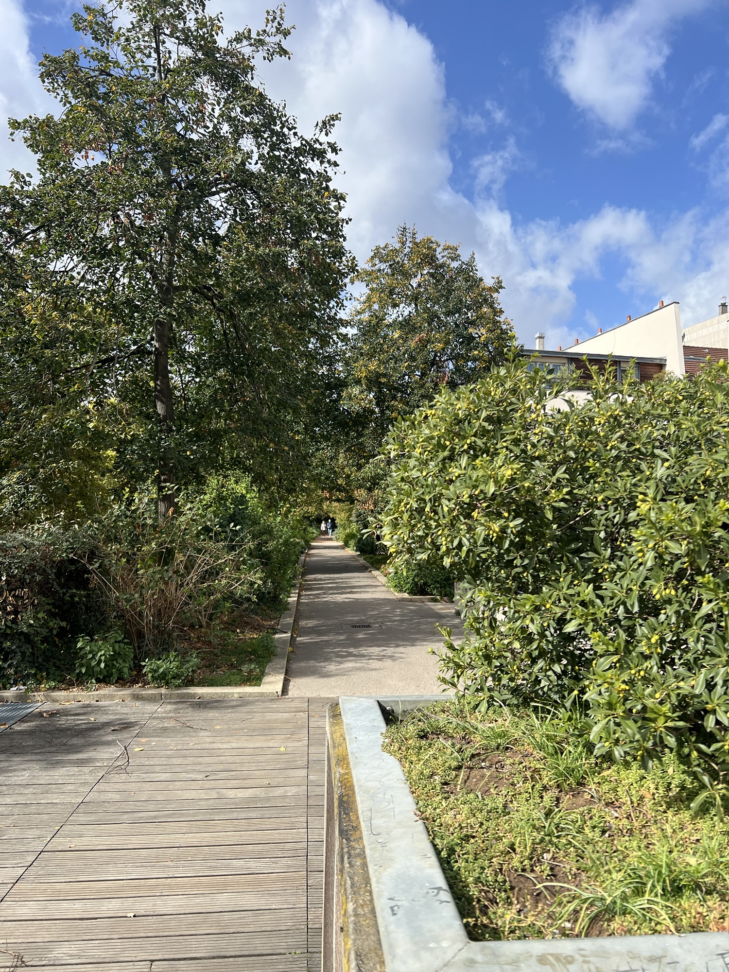 Les affranchis, Paris Highline, Eiffel Tower, and Airport hotel misadventure: Trip to France 14/28