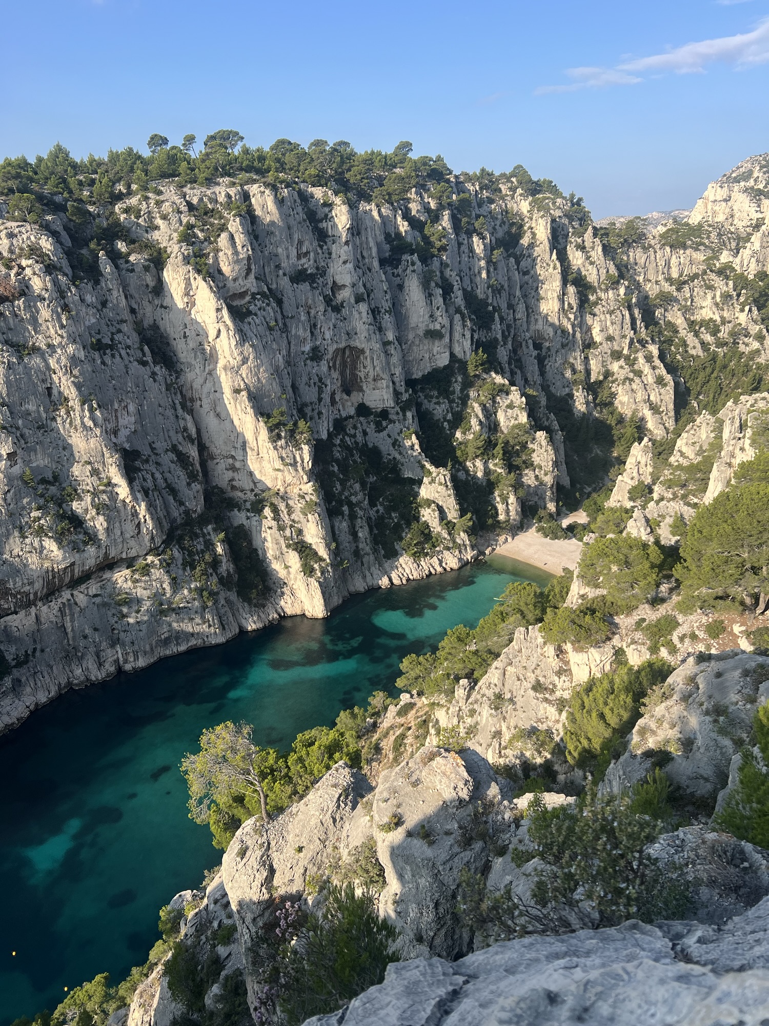 Hiking the Calanques Port-Miou, Port-Pin, and En-Vau: Trip to France 27/28