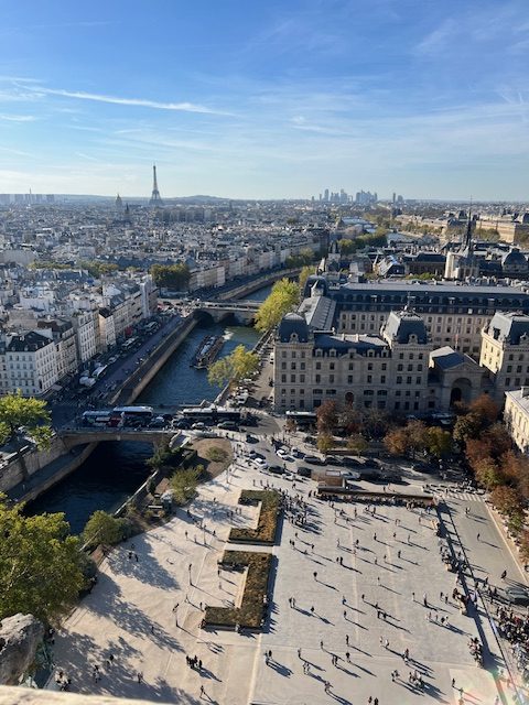 Get the Passion Monuments Pass! Sainte Chapelle, Notre Dame, and Dinner at Bichet